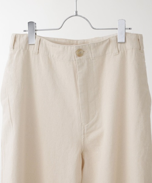 NANO universe（ナノユニバース）の「「Te Ni Wo Ha」nano・universe×片岡 健太(sumika)別注/チノワイドパンツ（チノパンツ・メンズ・キナリ・S/M/L/XL/XS）」の11枚目の写真