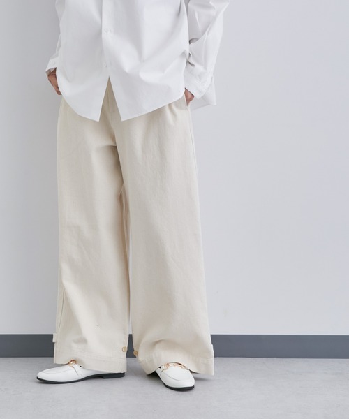 NANO universe（ナノユニバース）の「「Te Ni Wo Ha」nano・universe×片岡 健太(sumika)別注/チノワイドパンツ（チノパンツ・メンズ・キナリ・S/M/L/XL/XS）」の3枚目の写真