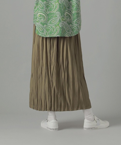 ZUCCa（ズッカ）の「ワッシャープリーツ / スカート / (O)（スカート・レディース・ベージュ/ホワイト/カーキ/ブラック・M size）」の5枚目の写真