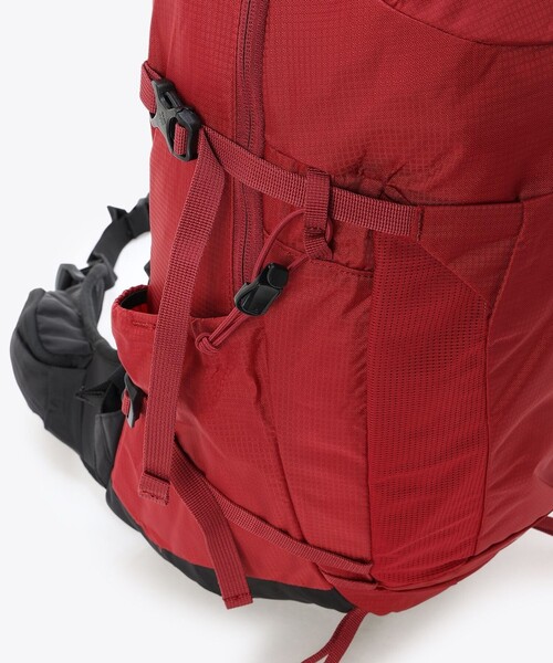 Columbia（コロンビア）の「撥水 Columbia／ティンバーライン25L バックパック（リュック）／コロンビア（バックパック/リュック・レディース・ブラック/レッド・ONE SIZE）」の12枚目の写真