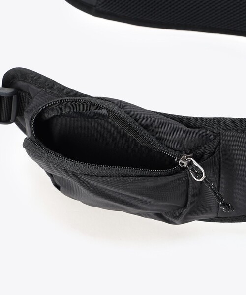 Columbia（コロンビア）の「撥水 Columbia／ティンバーライン25L バックパック（リュック）／コロンビア（バックパック/リュック・レディース・ブラック/レッド・ONE SIZE）」の18枚目の写真