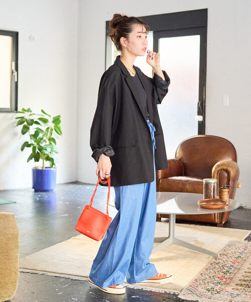 FREAK'S STORE（フリークスストア）の「限定展開　レーヨン デニム イージーパンツ（デニムパンツ・レディース・ネイビー/グレー/ブラック/サックスブルー・MEDIUM/SMALL）」の5枚目の写真