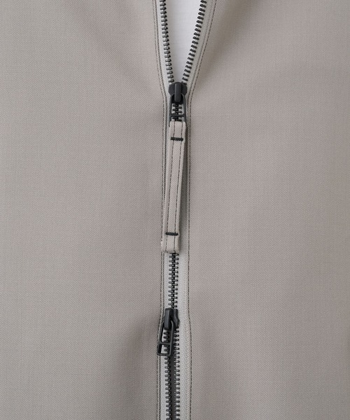 STUDIOUS（ステュディオス）の「NO SEASON WASHABLEWOOL BLOUSON（ブルゾン・メンズ・ブラック/グレイッシュベージュ・1/2）」の4枚目の写真