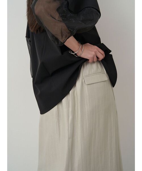 ELENDEEK(エレンディーク)の「シャイニーイージスカート(スカート・レディース・ブラック/ライトブルー/イエロー/ベージュ・01/02)」の14枚目の写真