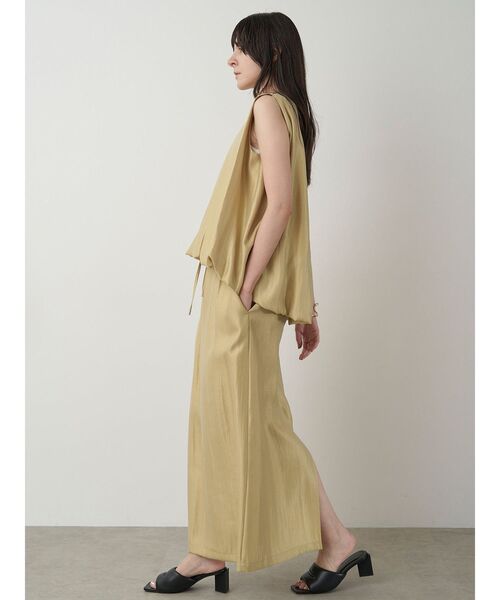 ELENDEEK(エレンディーク)の「シャイニーイージスカート(スカート・レディース・ブラック/ライトブルー/イエロー/ベージュ・01/02)」の22枚目の写真