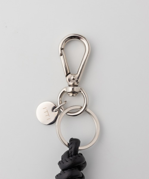 ITTI（イッチ）の「【ITTI】CRISTY SNAKEKNOT CHARM / STCOW（キーケース/キーアクセサリー・メンズ・ブラック・FREE）」の3枚目の写真