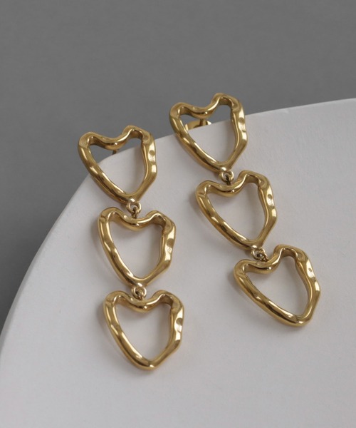 abaskdesign(アバスクデザイン)の「金属アレルギー対応 オープンハートチェーンピアス(ピアス(両耳用)・レディース・ゴールド・FREE)」の2枚目の写真