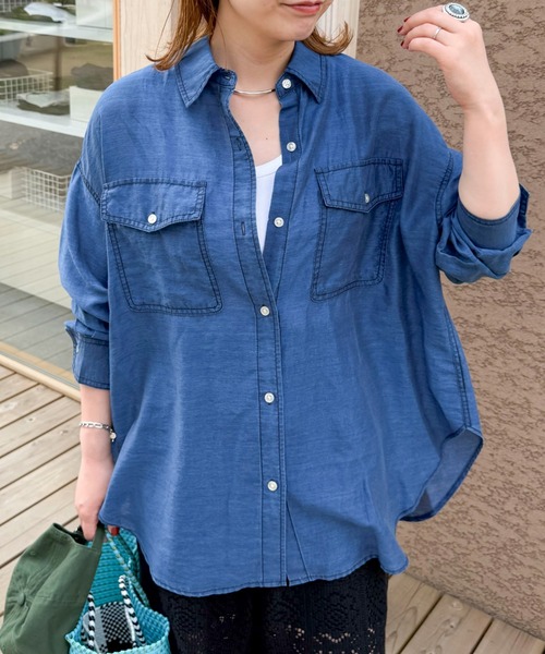Doux archives(ドゥアルシーヴ)の「シアーデニムシャツ(シャツ/ブラウス・レディース・ブルー/サックスブルー・FREE)」の1枚目の写真
