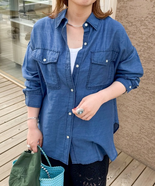 Doux archives(ドゥアルシーヴ)の「シアーデニムシャツ(シャツ/ブラウス・レディース・ブルー/サックスブルー・FREE)」の4枚目の写真