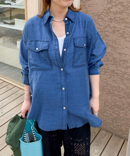 Doux archives(ドゥアルシーヴ)の「シアーデニムシャツ(シャツ/ブラウス・レディース・ブルー/サックスブルー・FREE)」の5枚目の写真