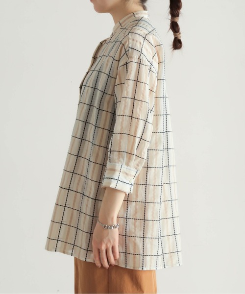 NOMBRE IMPAIR（ノンブルアンペール）の「シルク混シアーチェック　スタンドブラウス（シャツ/ブラウス・レディース・ベージュ・FREE）」の5枚目の写真