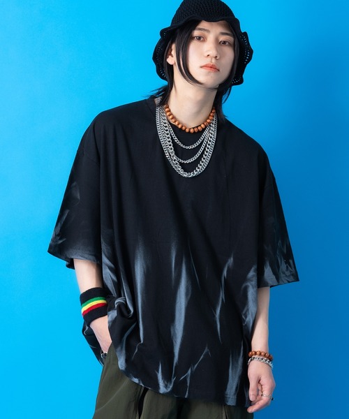a.p.o.v.(エーピーオービー)の「a.p.o.v. グラデーションダート染色プリントペイントオーバーサイズTシャツ(Tシャツ/カットソー・メンズ・ブラック/ホワイト・ONESIZE)」の1枚目の写真