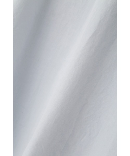 MHL.（エムエイチエル）の「COMPACT COTTON POPLIN（シャツ/ブラウス・レディース・ブルー/ダークブラウン・1/2）」の11枚目の写真