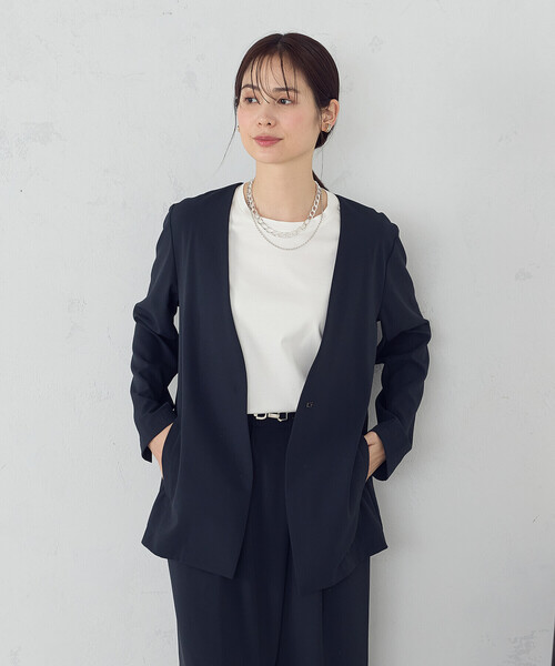 COMME CA ISM(コムサイズム)の「【UVカット・吸水速乾・接触冷感】kireri ノーカラージャケット / セットアップ対応(ノーカラージャケット・レディース・ネイビー/モカ・MEDIUM/LARGE)」の9枚目の写真