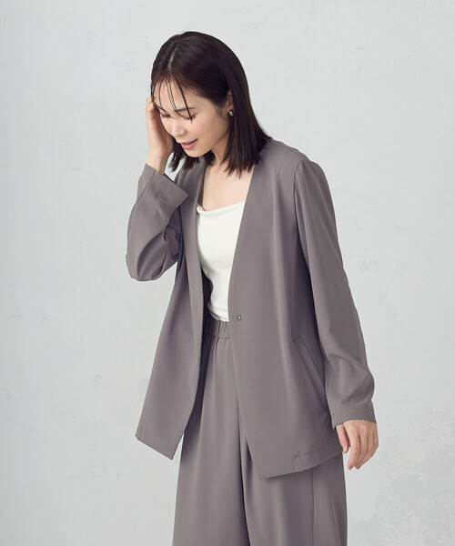 COMME CA ISM(コムサイズム)の「【UVカット・吸水速乾・接触冷感】kireri ノーカラージャケット / セットアップ対応(ノーカラージャケット・レディース・ネイビー/モカ・MEDIUM/LARGE)」の16枚目の写真