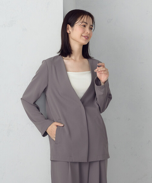 COMME CA ISM(コムサイズム)の「【UVカット・吸水速乾・接触冷感】kireri ノーカラージャケット / セットアップ対応(ノーカラージャケット・レディース・ネイビー/モカ・MEDIUM/LARGE)」の17枚目の写真