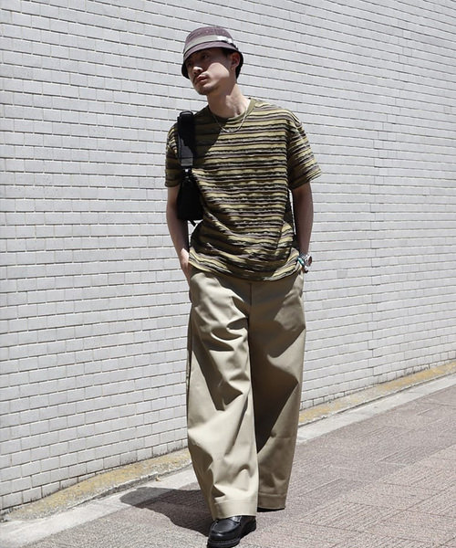 BRAIN DEAD(ブレインデット)の「BRAIN DEAD / ブレインデッド CASEY STRIPED T(Tシャツ/カットソー・メンズ・チョコ/グリーン系その他・MEDIUM/LARGE)」の3枚目の写真