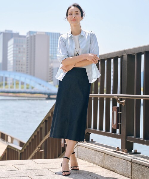 J.PRESS(ジェイプレス)の「【洗える】BEZ 空羽ストライプ シャツ ブラウス(シャツ/ブラウス・レディース・ピーコックグリーン系1/ホワイト系1/ピンク系1/ネイビー系1・T15/T13)」の6枚目の写真