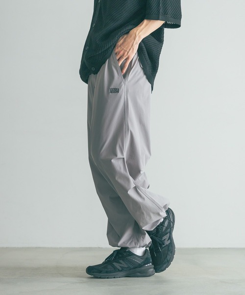 LOWRYS FARM（ローリーズファーム）の「ＳＩＥＲＲＡナイロンパンツ　 490971（その他パンツ・メンズ・ブラック/グレー・MEDIUM/LARGE）」の11枚目の写真