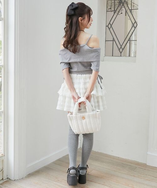 MAJESTIC LEGON（マジェスティックレゴン）の「オフショルダブルジップトップス（Tシャツ/カットソー・レディース・オートミール/グレー/ブラック・MEDIUM）」の13枚目の写真