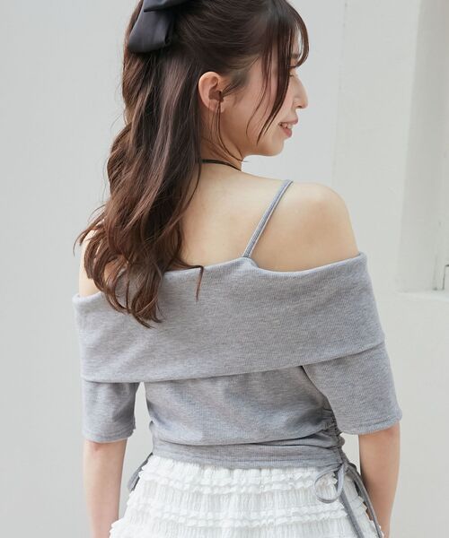 MAJESTIC LEGON（マジェスティックレゴン）の「オフショルダブルジップトップス（Tシャツ/カットソー・レディース・オートミール/グレー/ブラック・MEDIUM）」の16枚目の写真