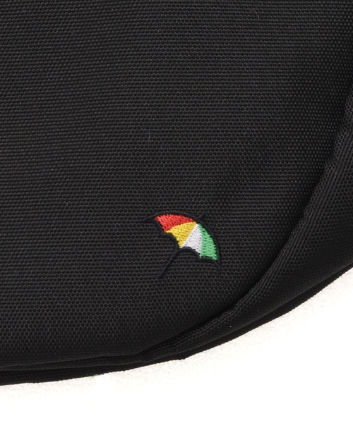 Arnold Palmer（アーノルドパーマー）の「メッシュコンビ ラウンド ショルダーバッグ（ショルダーバッグ・レディース・ブラック/ベージュ/カーキ・F）」の16枚目の写真