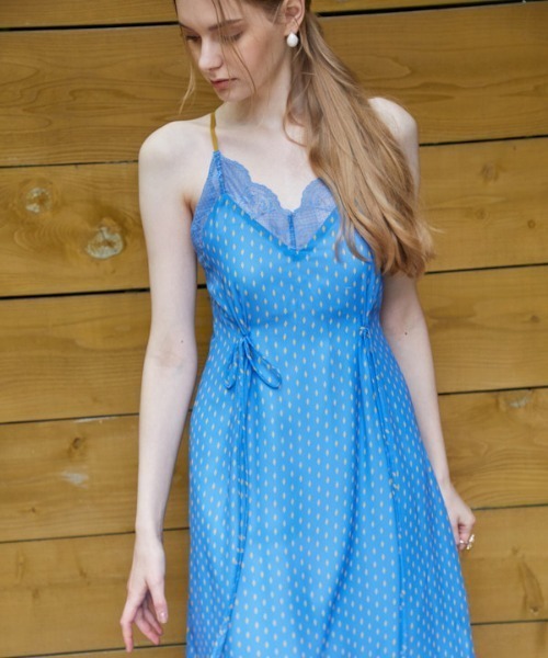 ERADIE(エラディエ)の「Print shiffon lace trim Cami Long one-piece プリントシフォンキャミロングワンピース(ワンピース・レディース・ホワイト/ブルー/ブラック・FREE)」の16枚目の写真
