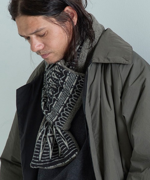 EGO TRIPPING(エゴトリッピング)の「mko12939-DUALWOOL マフラー(マフラー・メンズ・グレー/ブラック・FREE)」の3枚目の写真