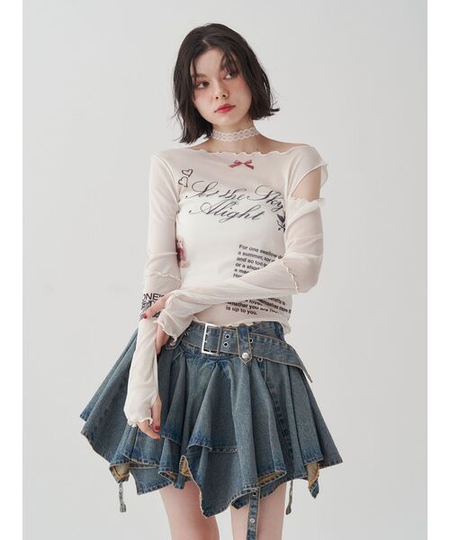 カットアウトグラフィックシアートップス（Tシャツ/カットソー