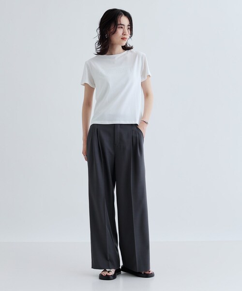 GALLEST(ギャレスト)の「◆パール調ロゴTシャツ(Tシャツ/カットソー・レディース・ホワイト/ブラック・38)」の4枚目の写真