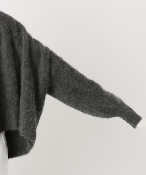 Noble（ノーブル）の「FOX/Caファーニットカーディガン（カーディガン/ボレロ・レディース・チャコールグレー/ベージュ・FREE）」の8枚目の写真