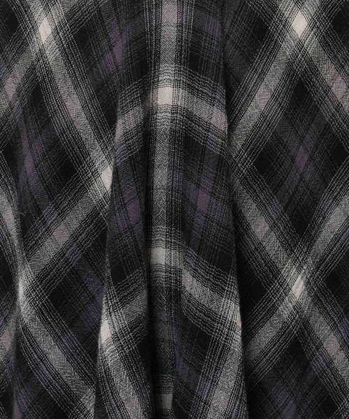 LOWRYS FARM（ローリーズファーム）の「オンブレチェックキャミチュニック　579492（Tシャツ/カットソー・レディース・チャコールグレー/レッド・FREE）」の16枚目の写真