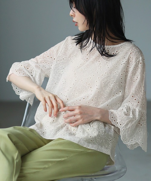 itto...(イット)の「フリル袖スカラップレースブラウス(Tシャツ/カットソー・レディース・ブラック/ベージュ/オフホワイト/ダークパープル・M/L)」の8枚目の写真