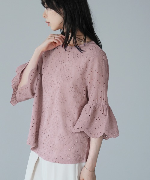 itto...(イット)の「フリル袖スカラップレースブラウス(Tシャツ/カットソー・レディース・ブラック/ベージュ/オフホワイト/ダークパープル・M/L)」の11枚目の写真