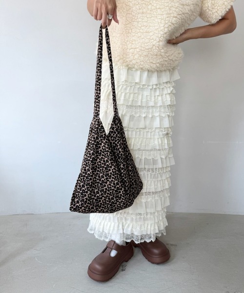 SANSeLF(サンセルフ)の「【SANSeLF】レオパード柄 ショルダートートバッグ saa25a029(トートバッグ・レディース・アイボリー/ベージュ・FREE)」の6枚目の写真