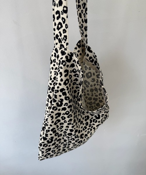 SANSeLF(サンセルフ)の「【SANSeLF】レオパード柄 ショルダートートバッグ saa25a029(トートバッグ・レディース・アイボリー/ベージュ・FREE)」の16枚目の写真