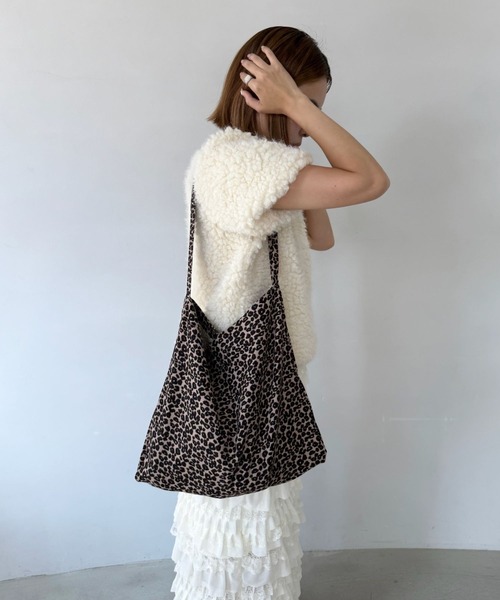 SANSeLF(サンセルフ)の「【SANSeLF】レオパード柄 ショルダートートバッグ saa25a029(トートバッグ・レディース・アイボリー/ベージュ・FREE)」の3枚目の写真