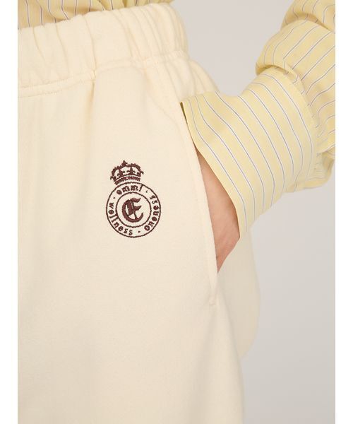 emmi（エミ）の「エンブレムロゴスウェットパンツ（スウェットパンツ・レディース・ネイビー/アイボリー・F）」の12枚目の写真