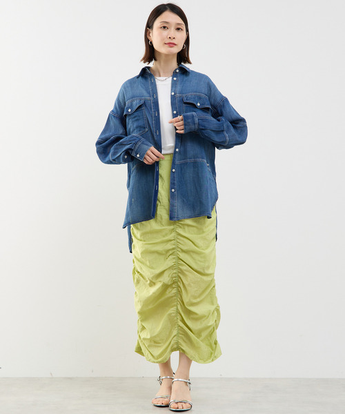SOFFITTO(ソフィット)の「Soffittoロゴ刺繍入りシアーデニムビックシャツ(シャツ/ブラウス・レディース・ケミカルウォッシュ・FREE)」の14枚目の写真