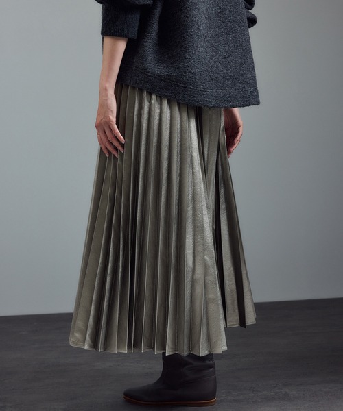 SALON adam et rope'（サロン アダム エ ロペ）の「ウォッシャブルメタリックプリーツスカート 2（スカート・レディース・シルバー/その他1・FREE）」の4枚目の写真