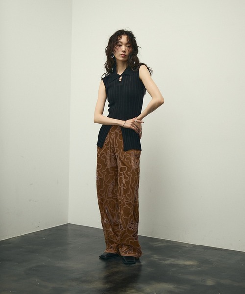 Lutim by u(ルチバイユー)の「Sherbet touch amesuri polo rib knit / シャーベットタッチアメスリポロリブニット(Tシャツ/カットソー・レディース・ブラック/チャコールグレー/ベージュ・FREE)」の7枚目の写真