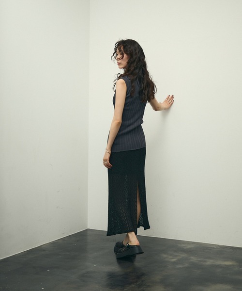Lutim by u(ルチバイユー)の「Sherbet touch amesuri polo rib knit / シャーベットタッチアメスリポロリブニット(Tシャツ/カットソー・レディース・ブラック/チャコールグレー/ベージュ・FREE)」の16枚目の写真