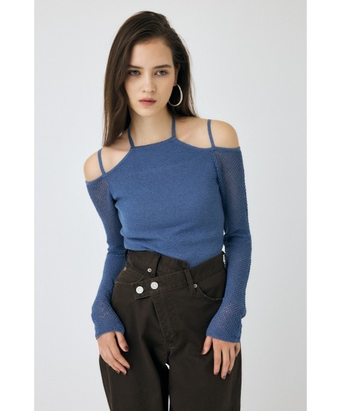 MOUSSY(マウジー)の「OPEN SHOULDER HALTER ニットトップス(ニット/セーター・レディース・ベージュ/ブルー/アイボリー/ブラック・FREE)」の7枚目の写真