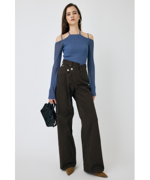 MOUSSY(マウジー)の「OPEN SHOULDER HALTER ニットトップス(ニット/セーター・レディース・ベージュ/ブルー/アイボリー/ブラック・FREE)」の9枚目の写真