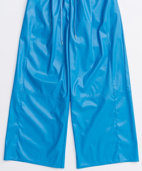 MAISON SPECIAL（メゾンスペシャル）の「Volume Wide Vegan Leather Pants/ボリュームワイドヴィーガンレザーパンツ（その他パンツ・レディース・ブルー/ピンク/ブラウン/ブラック・36/38）」の15枚目の写真