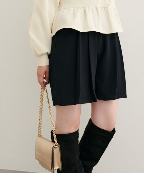 natural couture（ナチュラルクチュール）の「【canami】プリーツショートパンツ（その他パンツ・レディース・ブラック/アイボリー/ブラウン・FREE）」の9枚目の写真