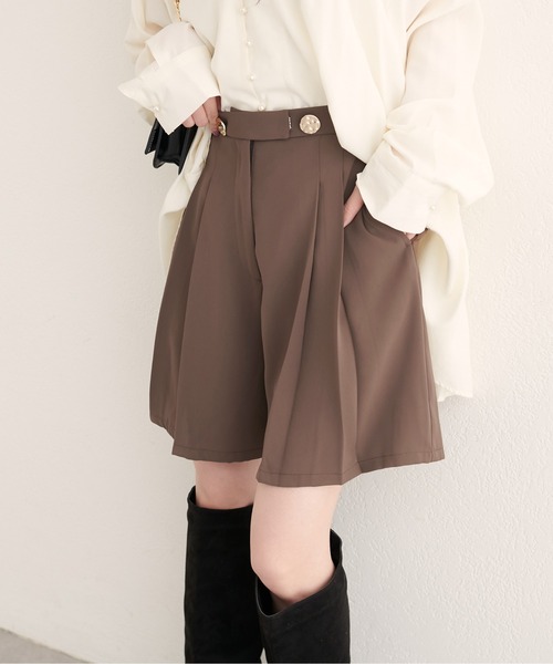パフューム クローゼット レイヤードプリーツショートパンツ セール】【canami】プリーツショートパンツ（その他パンツ）｜natural