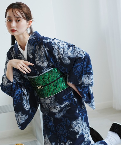 utatane（ウタタネ）の「着物 単衣 ニコアンティーク 唐獅子 ネイビー