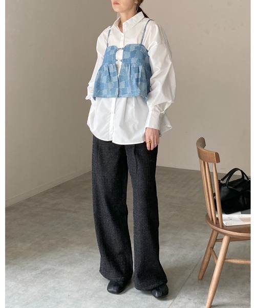 She's Closet（シーズクローゼット）の「長袖オーバーサイズ ウエストタック ロングカラーシャツ ブラウス（シャツ/ブラウス・レディース・ブルー/ブラウン/チャコールグレー/ホワイト/ピンク/イエロー・FREE）」の18枚目の写真