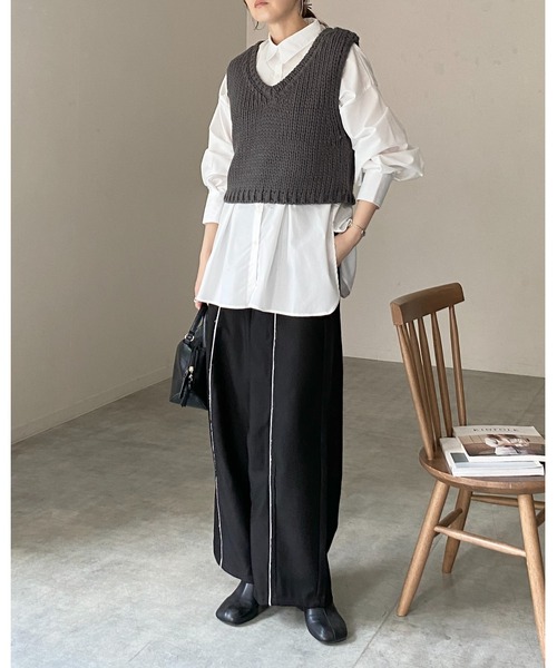 She's Closet（シーズクローゼット）の「長袖オーバーサイズ ウエストタック ロングカラーシャツ ブラウス（シャツ/ブラウス・レディース・ブルー/ブラウン/チャコールグレー/ホワイト/ピンク/イエロー・FREE）」の20枚目の写真